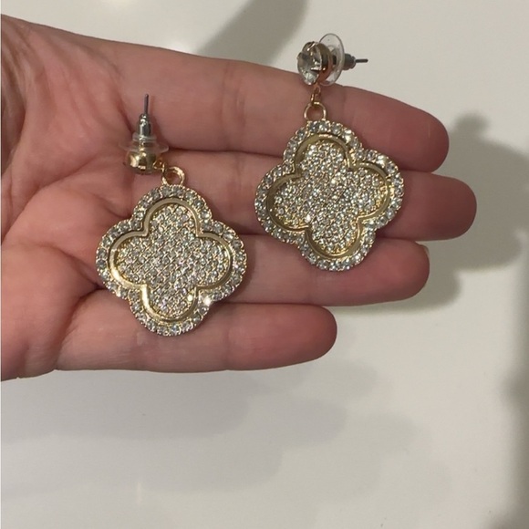 Brand New Clover Earrings - Picture 2 of 5